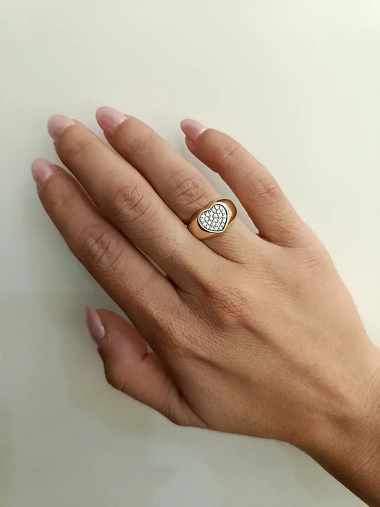 Anello chevalier cuore pave' oro giallo 18kt
