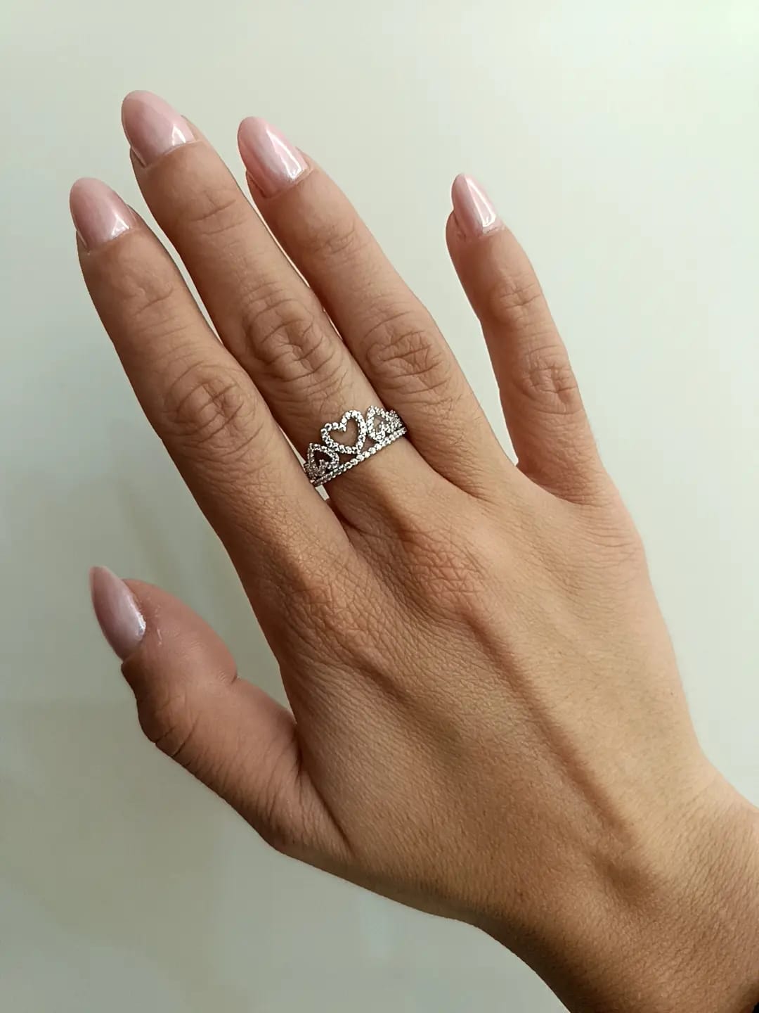 ANELLO CORONA CUORI ORO BIANCO 18 KT