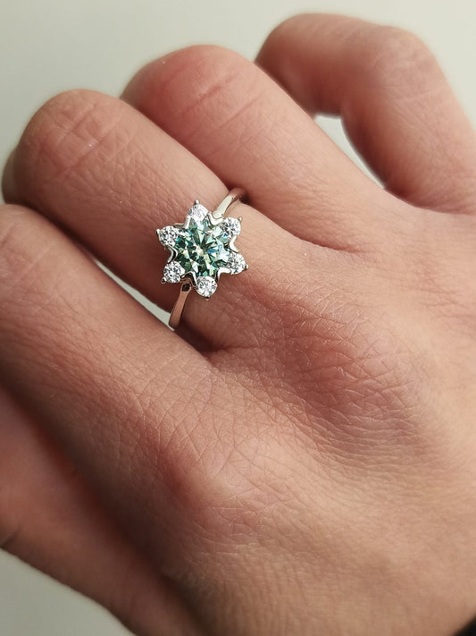 Anello stella con moissanite argento