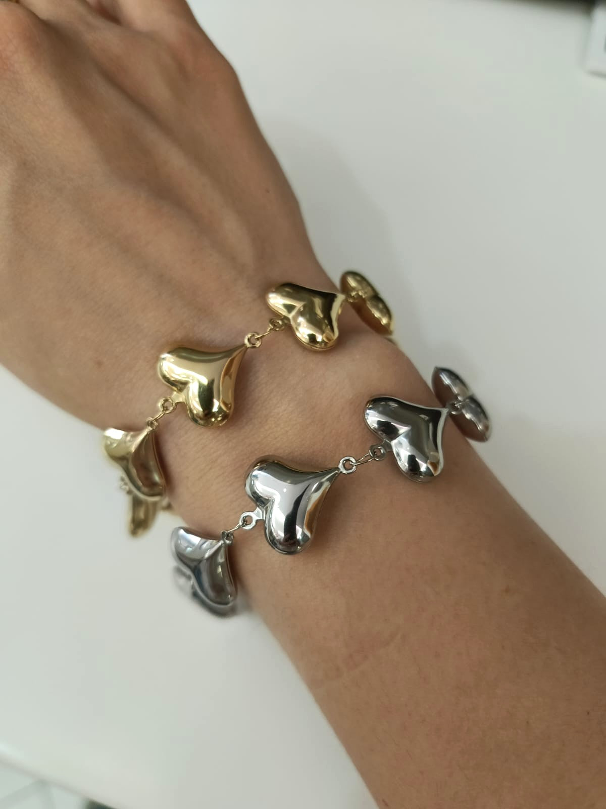 Bracciale cascata di cuori con sonaglio
