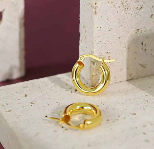 ORECCHINI A CERCHIO "QUEEN" PLACCATI ORO