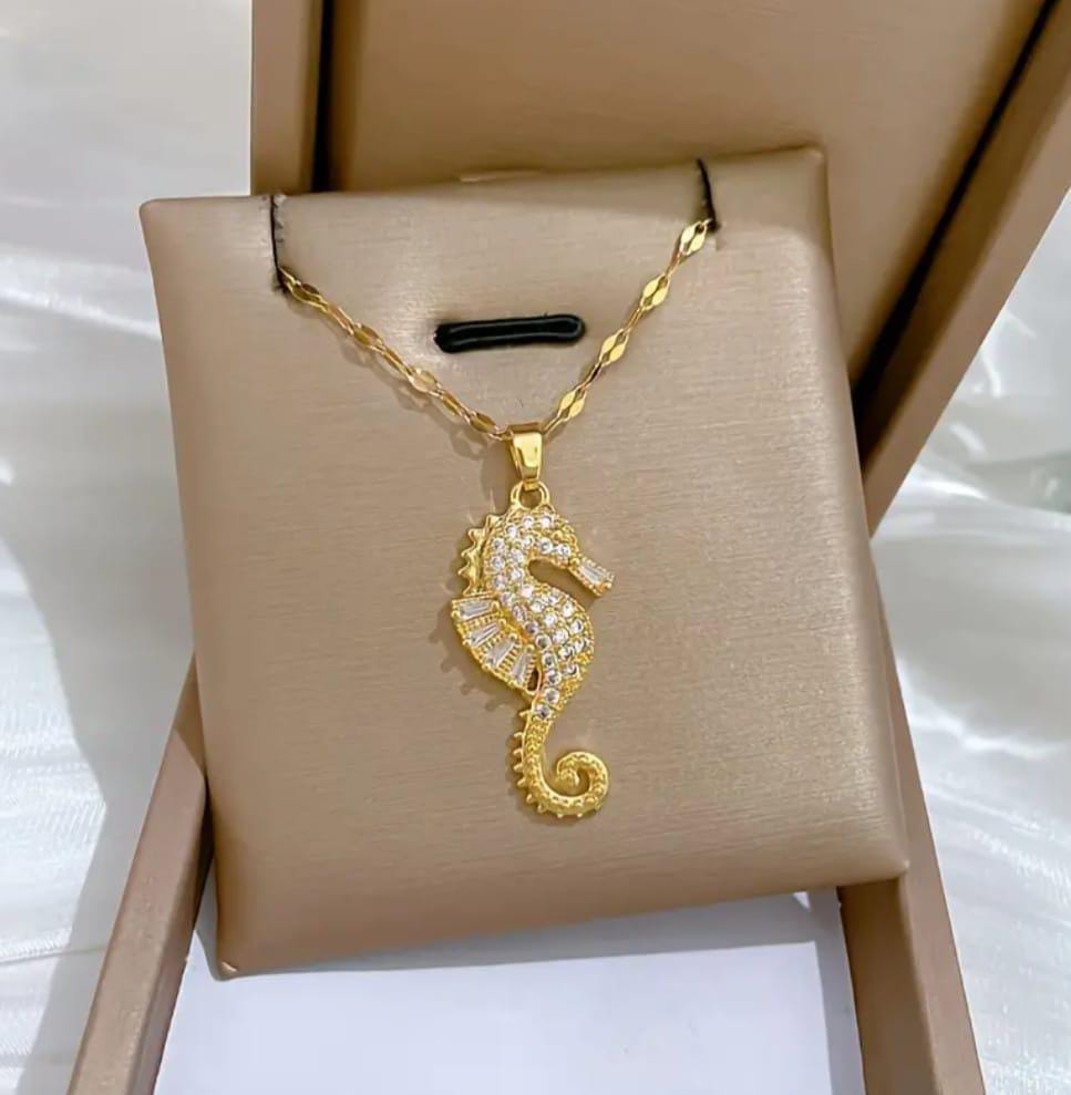 Collana cavalluccio marino zirconato