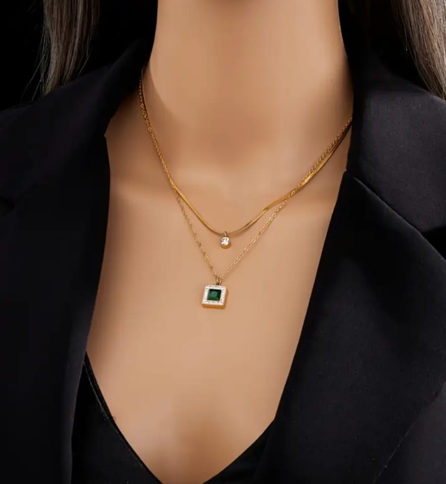 Collana green square luxury