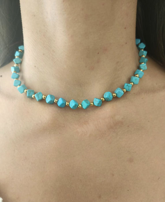 Collana girocollo turchese