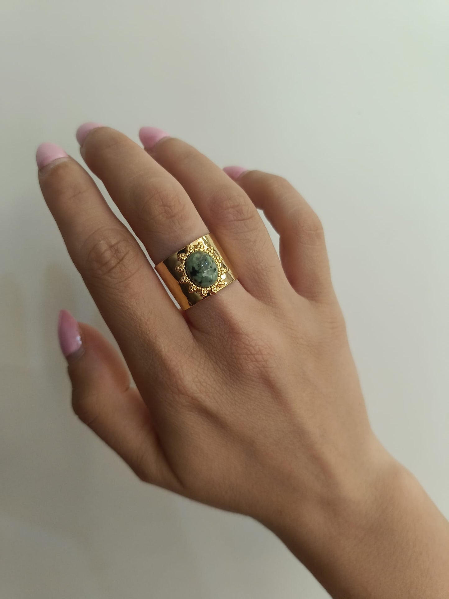Anello cleopatra con pietra agata