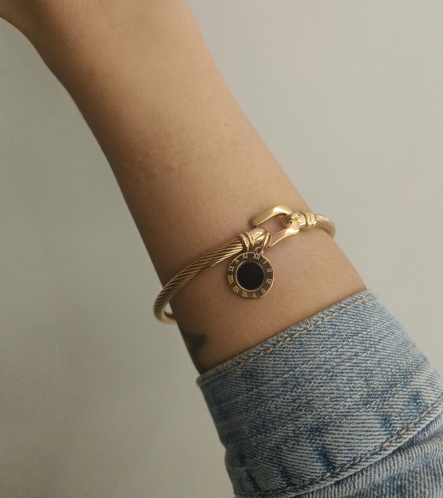 Bracciale rigido eterna