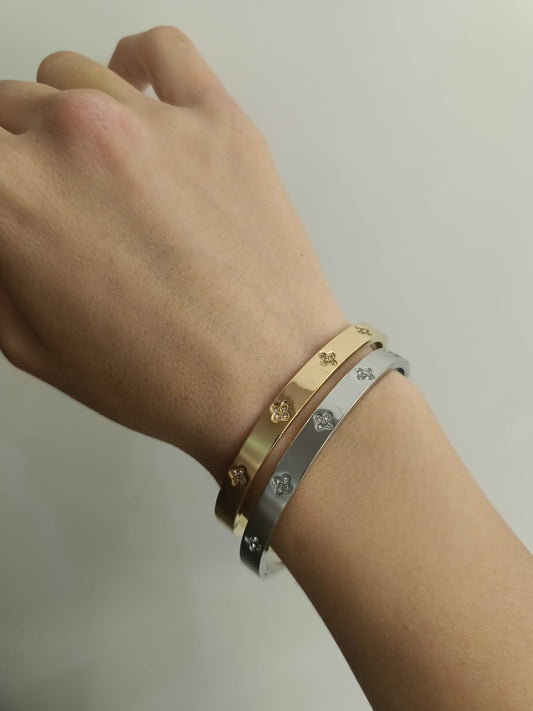 Bracciale rigido flower
