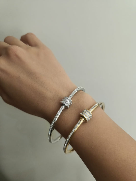 Bracciale rigido round strass