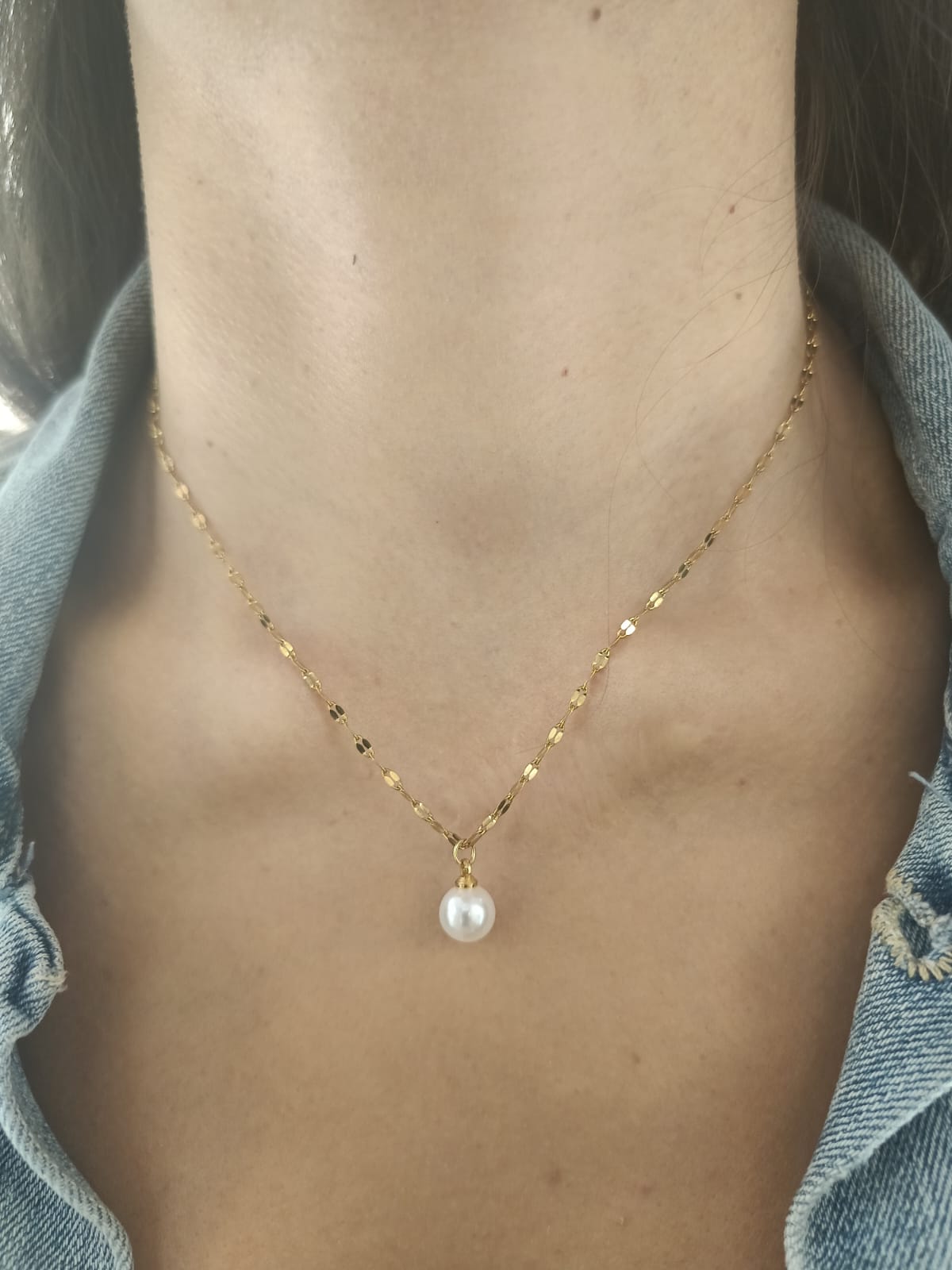 Collana candida