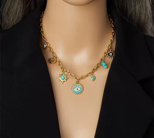 Collana amuleto turchese
