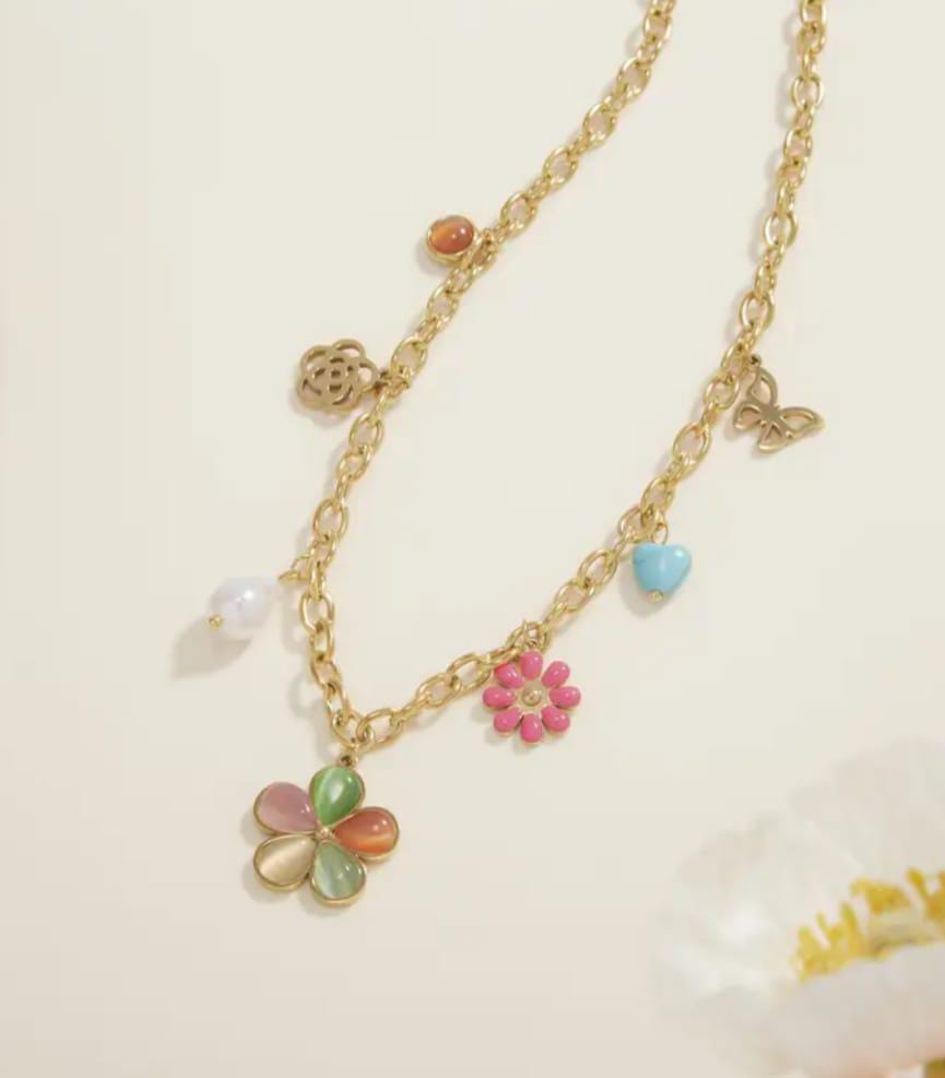 Collana petali colorati