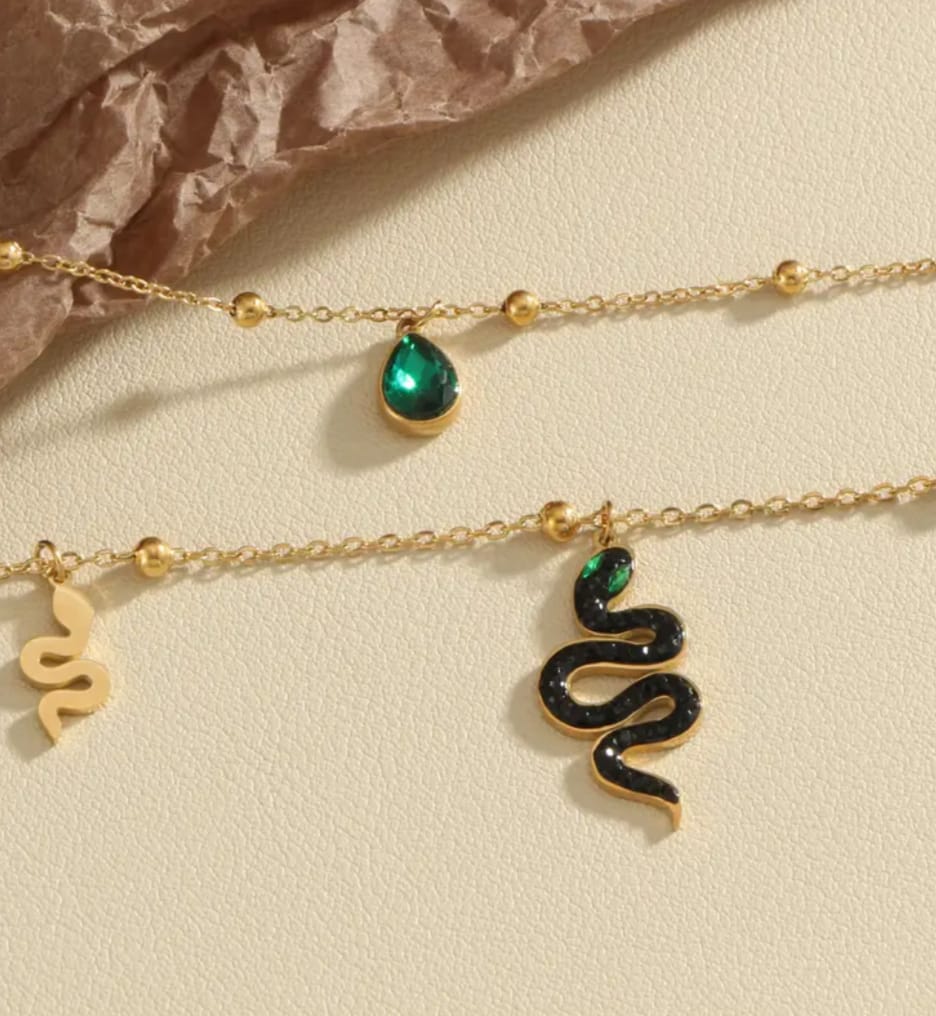 Collana black snake