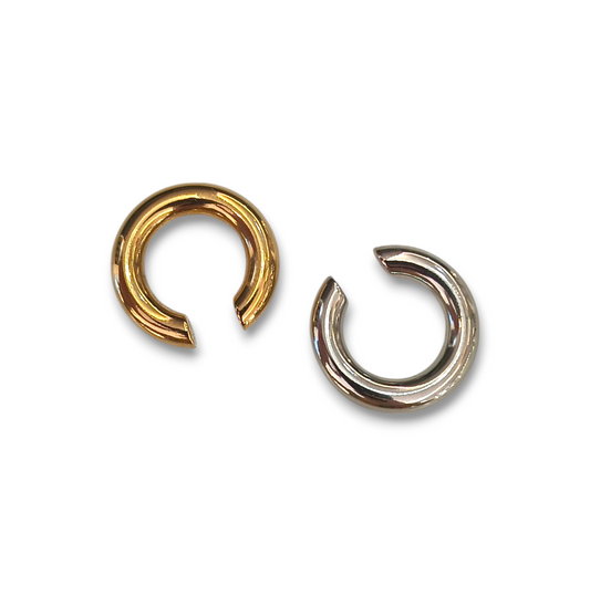 Ear cuff chubby