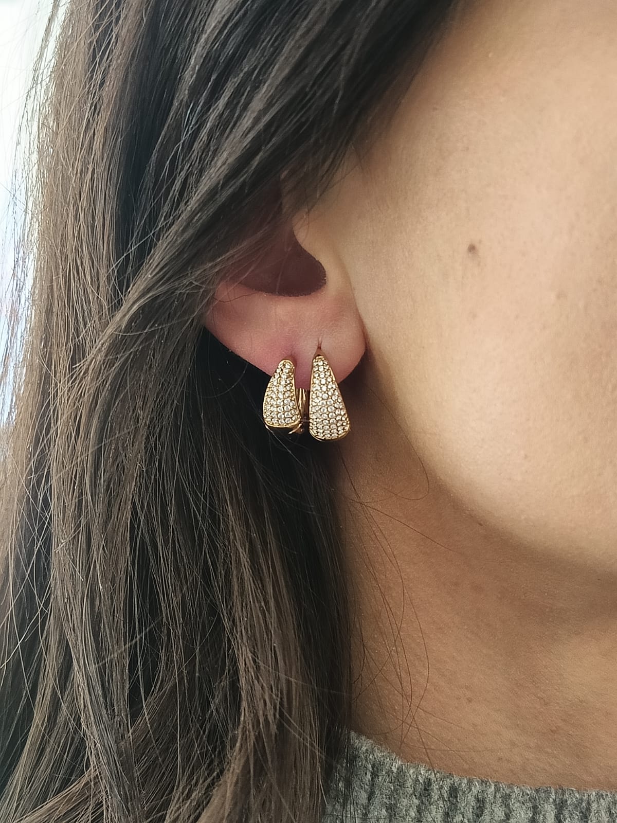 Coppia di orecchini goccia luxury gold