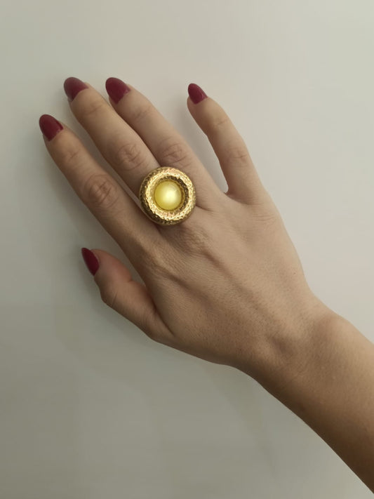 Anello tondo pietra gialla